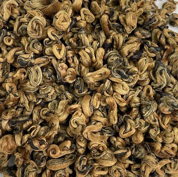 Дянь Хун "золотые локоны"